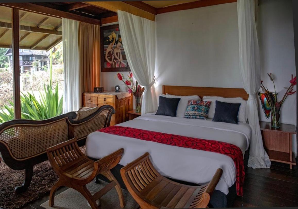 Bali Lakeside Villa Bedugul  Exterior photo